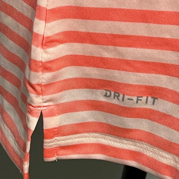 Nike Golf Dri Fit Striped Sleeveless Polo - Picture 6 of 11